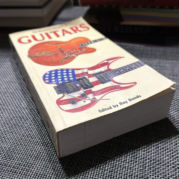 Guitars - Picture 4 of 4